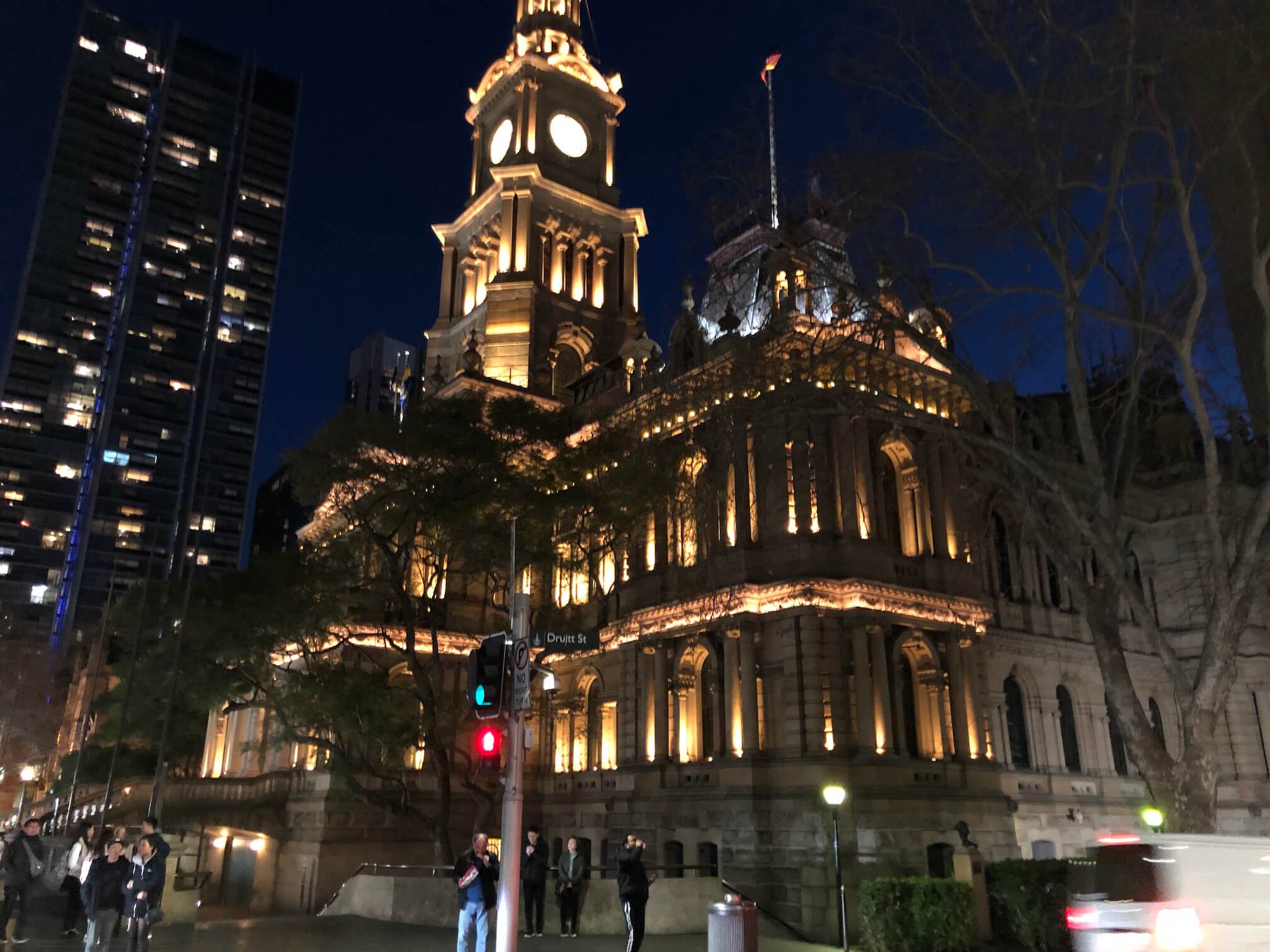 sydney-town-hall-fly-with-me